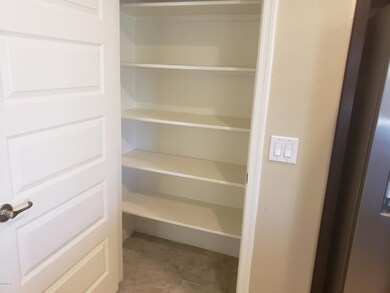 SV 256 large pantry