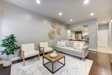 1920 Augusta Dr unit 19, Houston, TX 77057 - photo 2