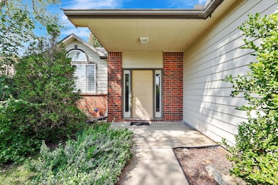 813 S Cranbrook Cir, Wichita, KS 67207 - photo 2