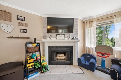 3 Manor House Ln unit 3, Uxbridge, MA 01569 - photo 5