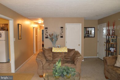 318 Hackberry Dr, Stephens City, VA 22655 - photo 5