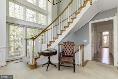 8313 Turnberry Ct, Potomac, MD 20854 - photo 2