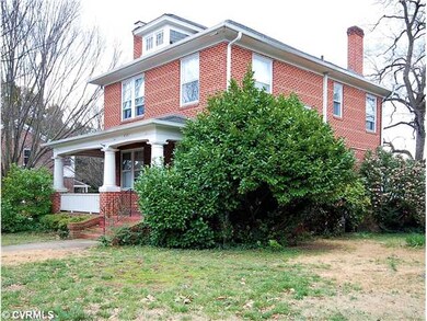 Facade/Exterior Front