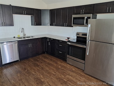 210 9th Ave SE, Ardmore, OK 73401 - photo 3