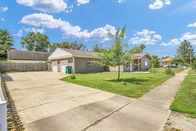 203 E Wilson St, Tuscola, IL 61953 - photo 6