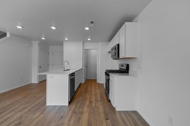 R6II3451
