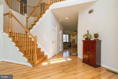 12180 Emory Falls Ct, Bristow, VA 20136 - photo 3