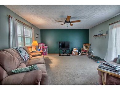 23819 Eisenhower Dr, Circleville, OH 43113 - photo 6