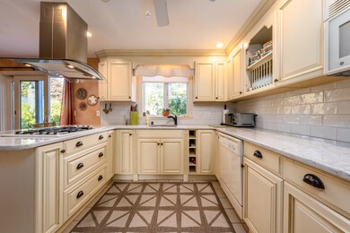kitchen1
