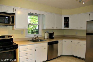 6625 Haycock Rd, Falls Church, VA 22043 - photo 5