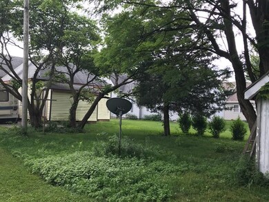 136 Dearborn St, Tipton, IN 46072 - photo 3