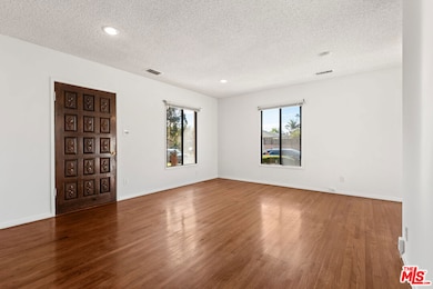 8710 El Manor Ave unit 1, Los Angeles, CA 90045 - photo 6