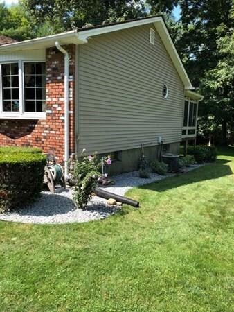 55 Manor Ln, Ludlow, MA 01056 - photo 6