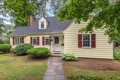 86 Outlook Rd, Wakefield, MA 01880 - photo 2