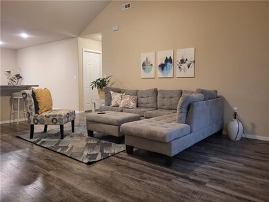 963 Maddy St, Elkins, AR 72727 - photo 3