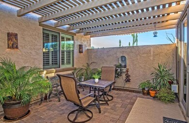 005_Front Courtyard