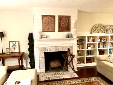 6 Barrington Dr unit B, Wethersfield, CT 06109 - photo 3