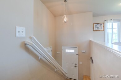 709 Wild Flower Dr-29
