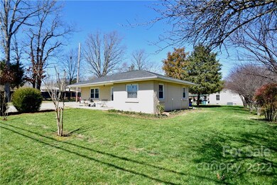 1400 Dallas Cherryville Hwy, Dallas, NC 28034 - photo 5