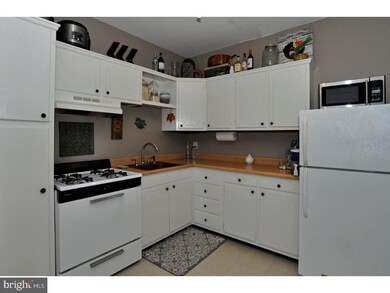 70 S Main St unit 2F, Doylestown, PA 18901 - photo 7