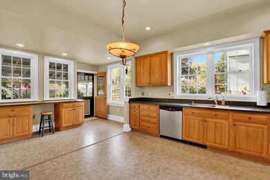 452 N Main St, Sellersville, PA 18960 - photo 6