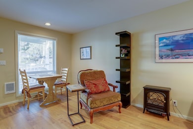 1439 NW Juniper St UNIT 1-1