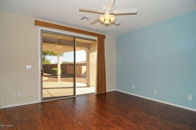 Master Bedroom2