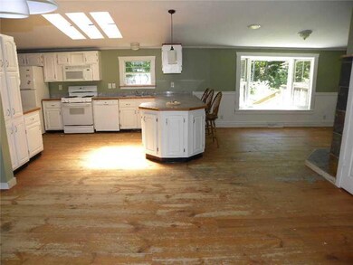 Kitchen. and diningroom