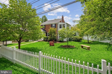 4502 Cheltenham Dr, Bethesda, MD 20814 - photo 5