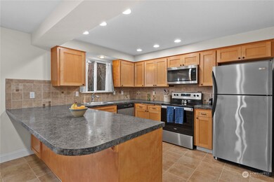 326 N James Ave, East Wenatchee, WA 98802 - photo 6