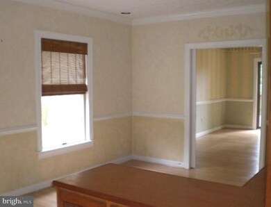 11305 Annabelle Dr, Swan Point, MD 20645 - photo 3