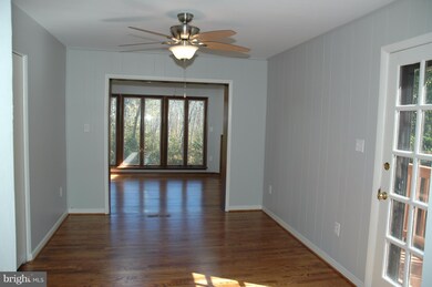 2620 Stirrup Ln, Alexandria, VA 22308 - photo 7