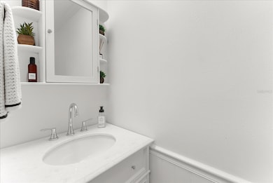 3348 Ramblewood Place, Sarasota, FL 34237 - photo 4