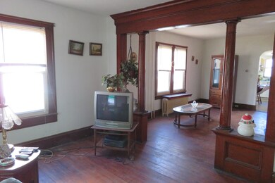 157 Lauderburn Ave, Weatherly, PA 18255 - photo 3