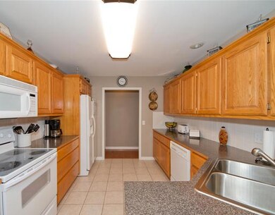 1306 Sanford Dr, Bentonville, AR 72712 - photo 7