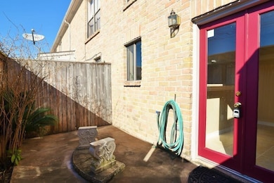 2120 Wilcrest Dr unit 113, Houston, TX 77042 - photo 7