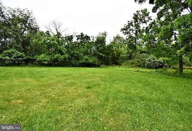 31 Allegheny St, Boyertown, PA 19512 - photo 4