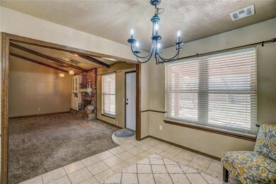 2113 N Lincoln Ave, Moore, OK 73160 - photo 7