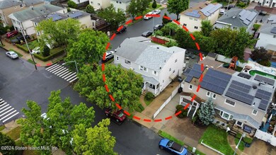 393 Montreal Ave, Staten Island, NY 10306 - photo 3