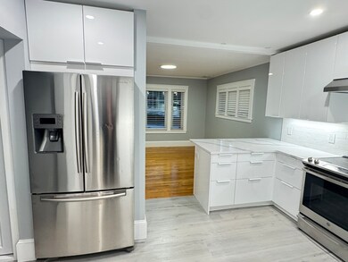 2075 Beacon St unit 2075, Waban, MA 02468 - photo 7