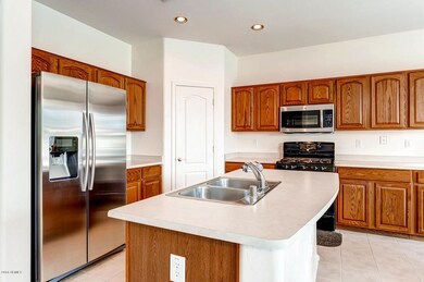1421 e fairview street-large-007-1-Kitch