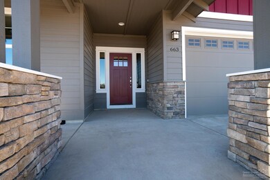 663 NW Rimrock Dr, Redmond, OR 97756 - photo 2