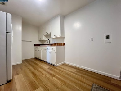 2134 McGee Ave unit B, Berkeley, CA 94703 - photo 4