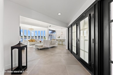 2 Wards Point Ave, Staten Island, NY 10307 - photo 5