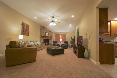 1673 E New Madrid, Republic, MO 65738 - photo 4