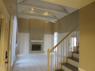 15715 Gilbertyn Dr, Tomball, TX 77377 - photo 4