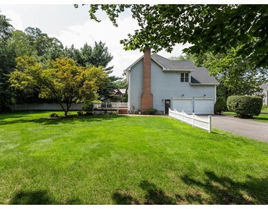 19 Annawan Rd, Longmeadow, MA 01106 - photo 2