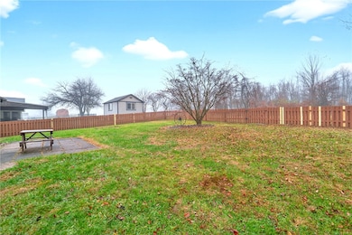 14223 Roberta Dr unit 5, Irwin, PA 15642 - photo 6