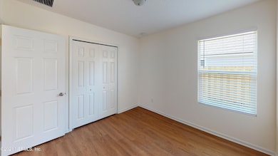 902-Cove-St-Unfurnished(4)