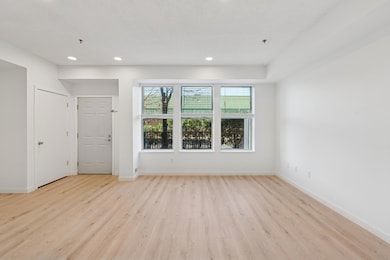 150 E Burnsville Pkwy unit 116, Burnsville, MN 55337 - photo 3